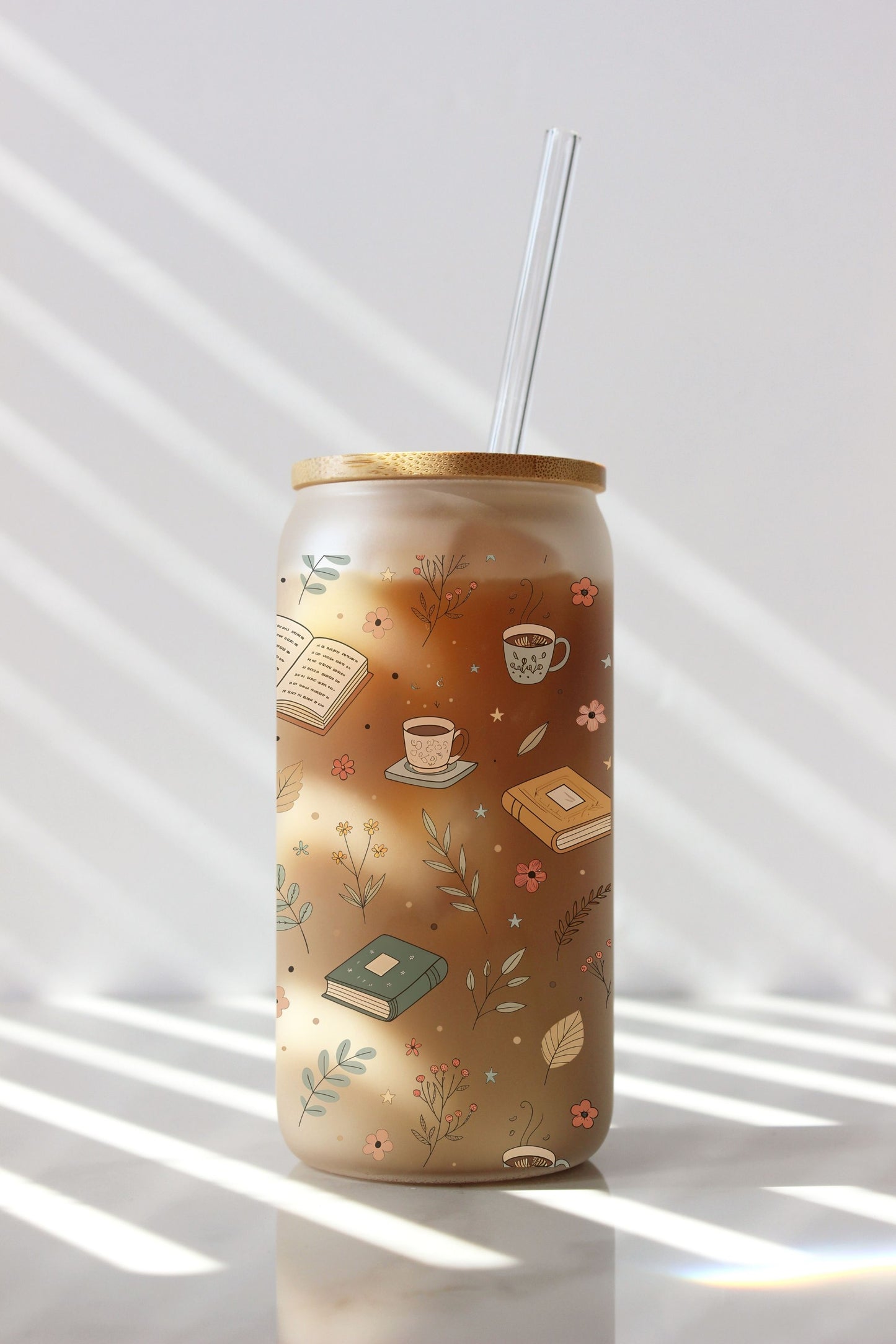 books & tea - glass tumbler